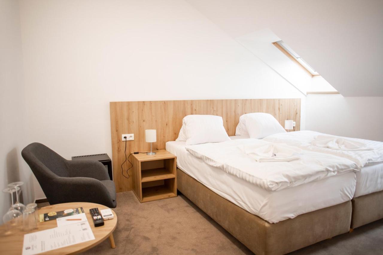 Amenity Penzion Horni Vestonice Eksteriør billede