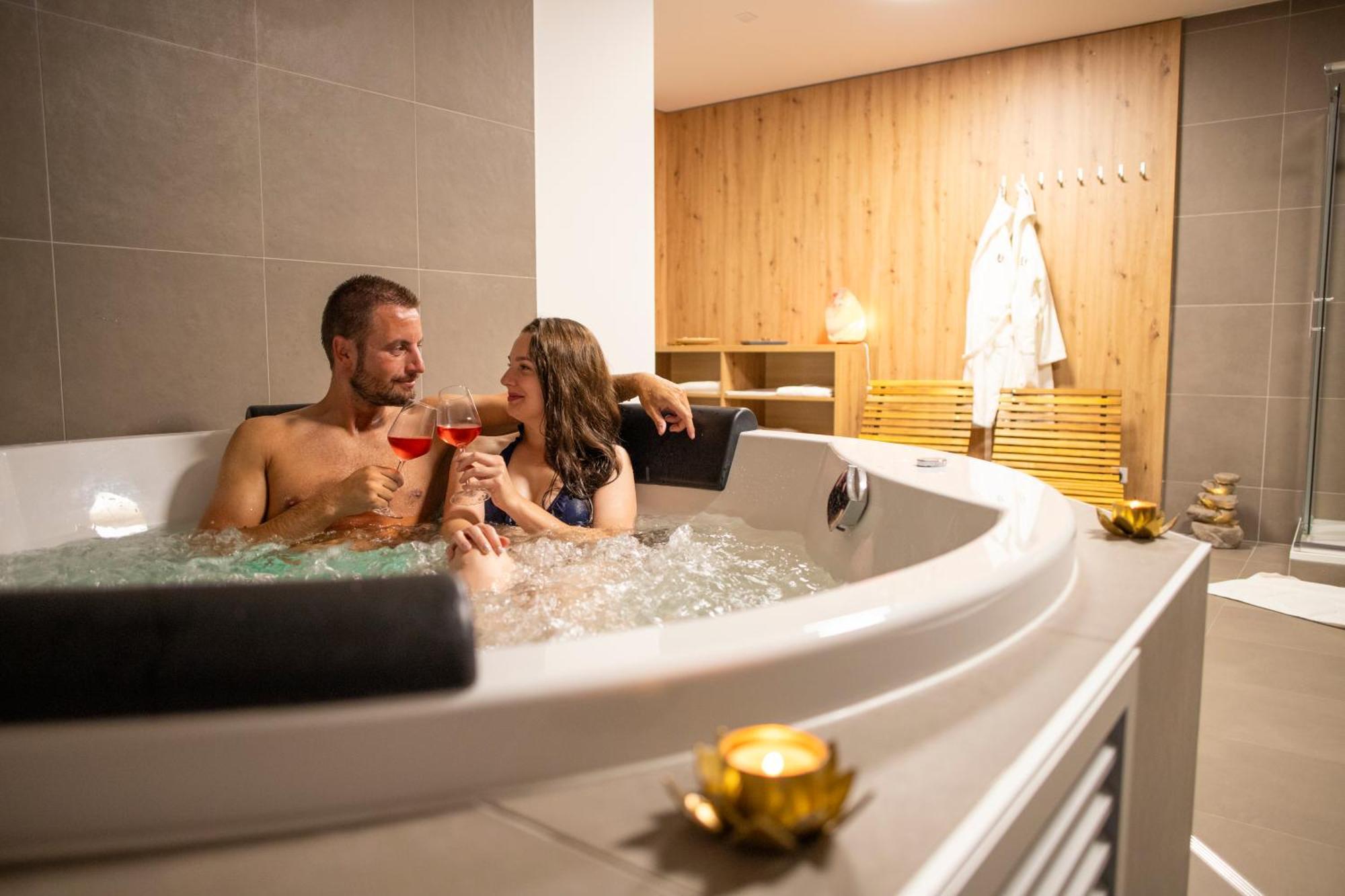 Amenity Penzion Horni Vestonice Eksteriør billede